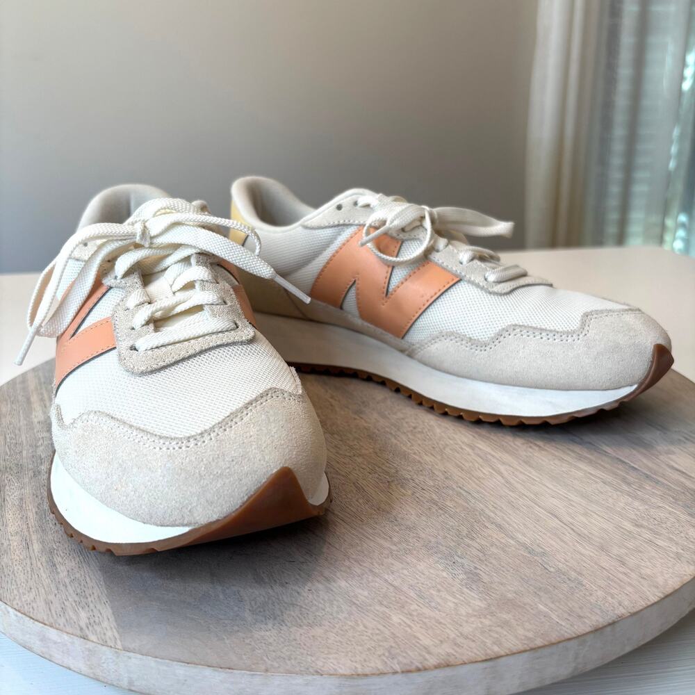 New Balance 237 WS237FG Women's Size 10 B White Peach Gum Lifestyle Sneakers